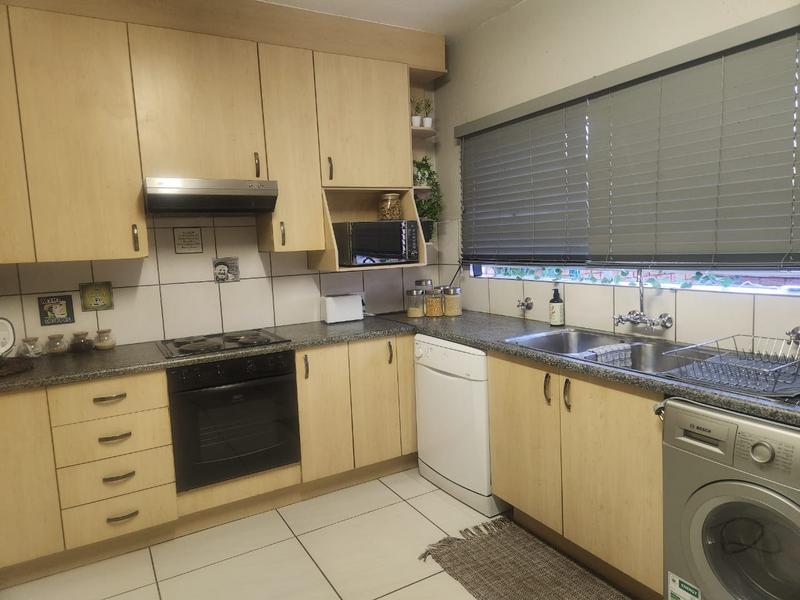 2 Bedroom Property for Sale in Florentia Gauteng
