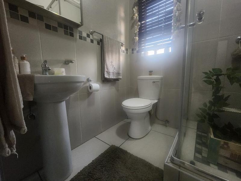 2 Bedroom Property for Sale in Florentia Gauteng
