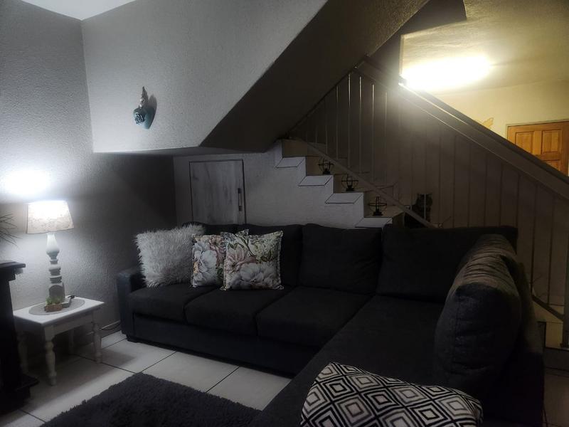 2 Bedroom Property for Sale in Florentia Gauteng