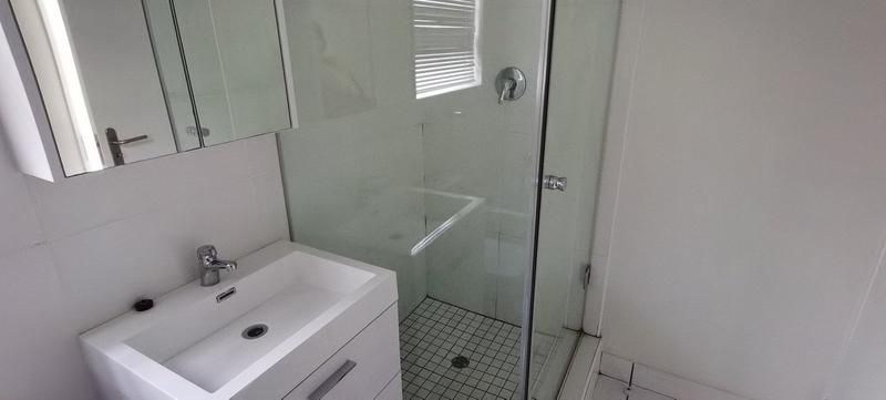 To Let 1 Bedroom Property for Rent in Craigavon Gauteng
