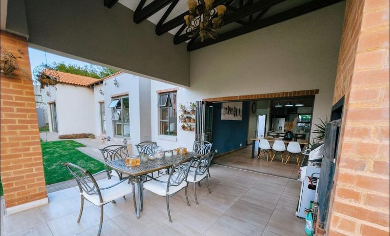 To Let 4 Bedroom Property for Rent in Copperleaf Estate Gauteng