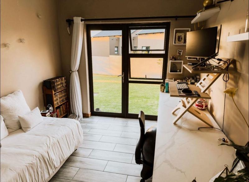 To Let 4 Bedroom Property for Rent in Copperleaf Estate Gauteng