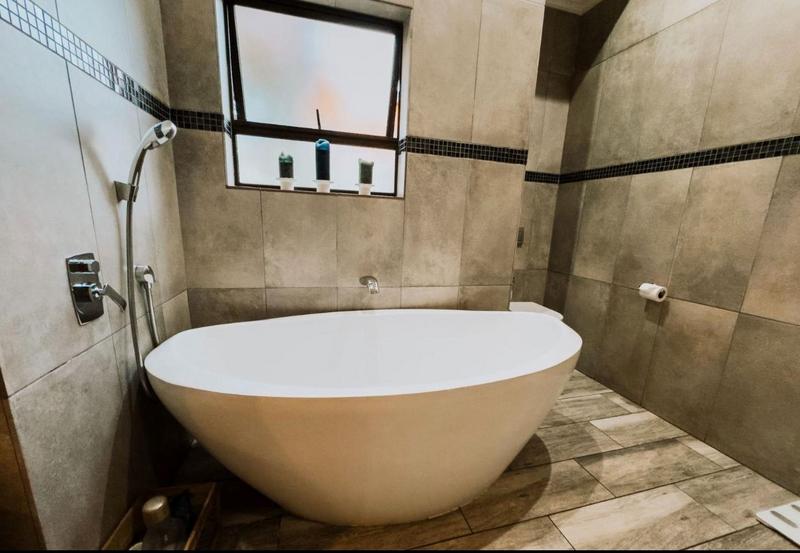 To Let 4 Bedroom Property for Rent in Copperleaf Estate Gauteng