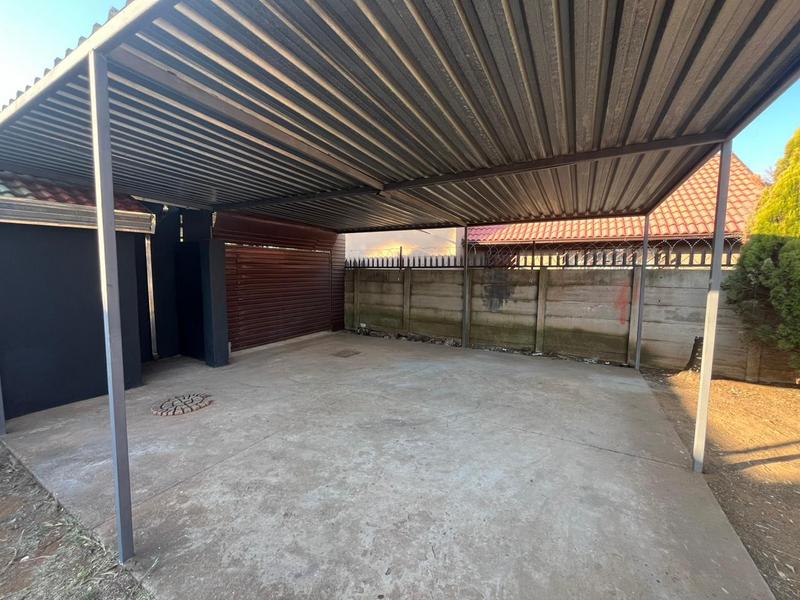3 Bedroom Property for Sale in Randpoort Gauteng