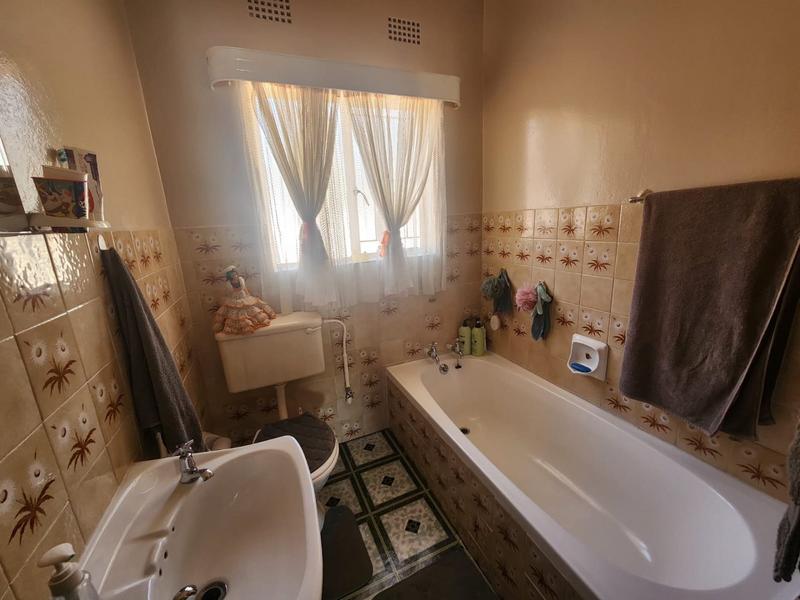 3 Bedroom Property for Sale in Westonaria Gauteng