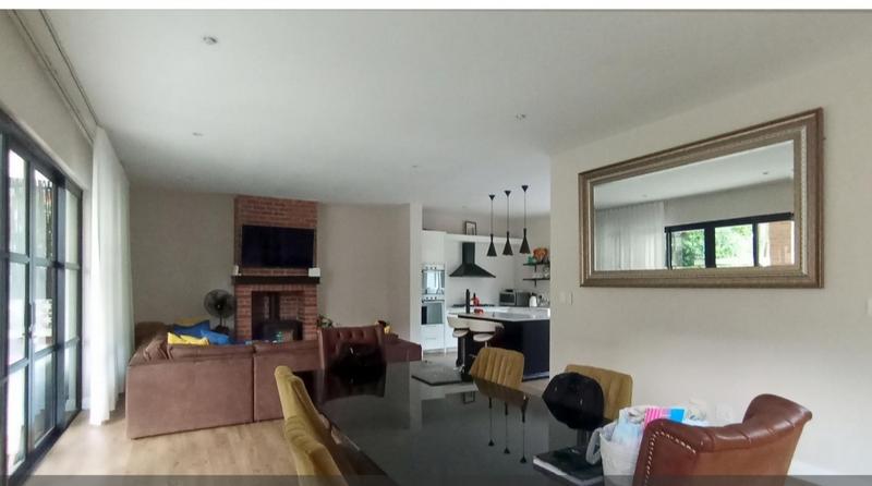 3 Bedroom Property for Sale in Bryanston Gauteng