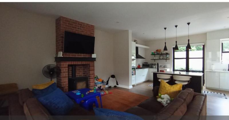 3 Bedroom Property for Sale in Bryanston Gauteng