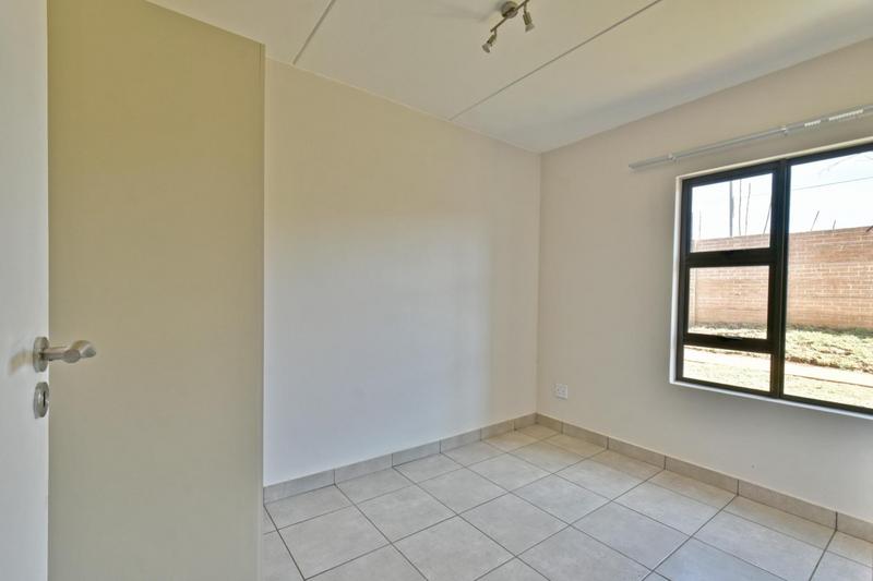 1 Bedroom Property for Sale in Protea Glen Gauteng