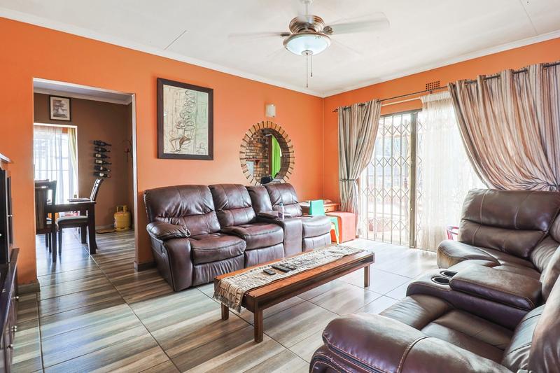 3 Bedroom Property for Sale in Mayberry Park Gauteng
