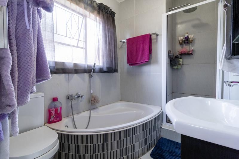 3 Bedroom Property for Sale in Mayberry Park Gauteng