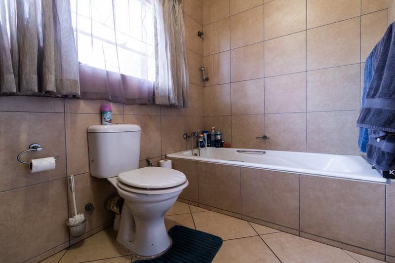 3 Bedroom Property for Sale in Mayberry Park Gauteng