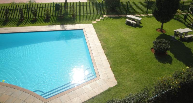 2 Bedroom Property for Sale in Bedford Gardens Gauteng