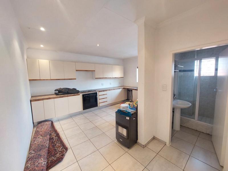 To Let 2 Bedroom Property for Rent in Laudium Gauteng