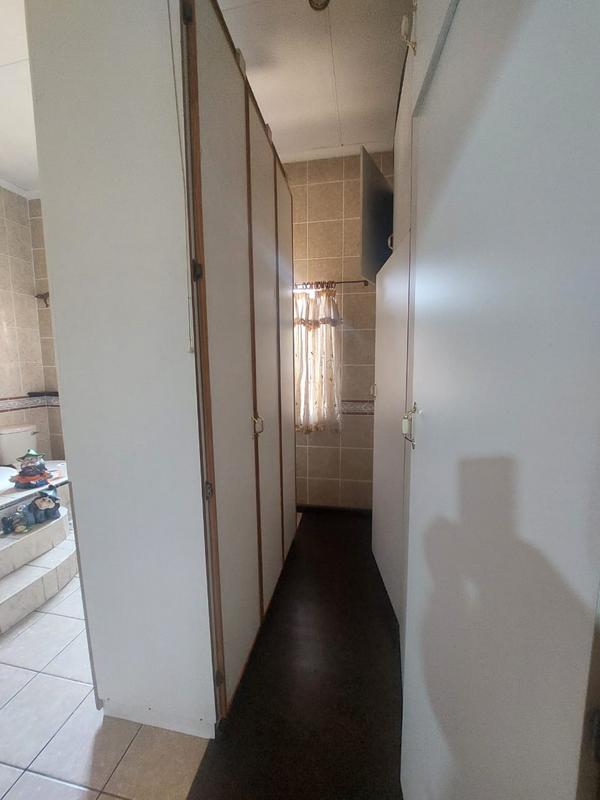 3 Bedroom Property for Sale in West Porges Gauteng