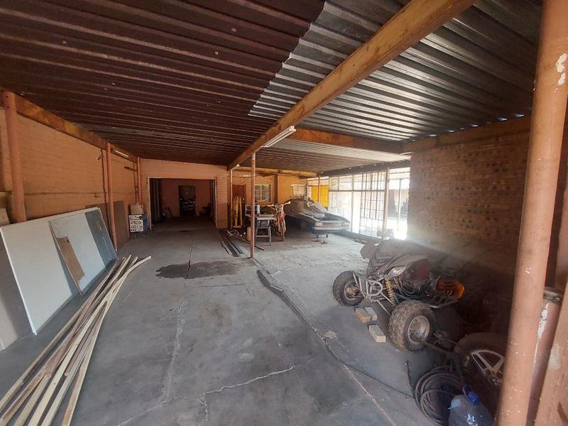 3 Bedroom Property for Sale in West Porges Gauteng