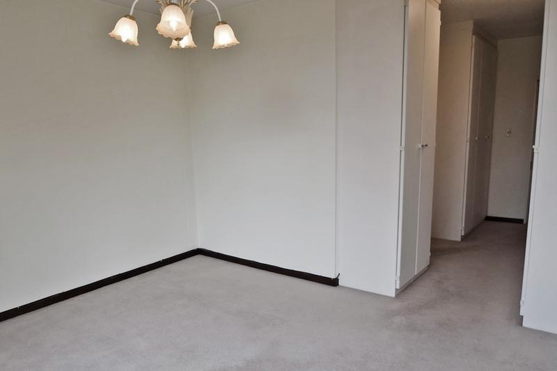 3 Bedroom Property for Sale in Sandhurst Gauteng