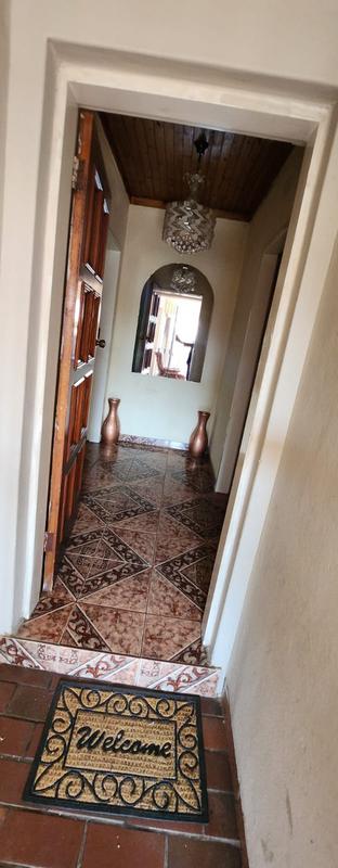 6 Bedroom Property for Sale in Birchleigh Gauteng