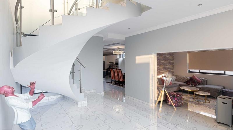 5 Bedroom Property for Sale in Midstream Ridge Gauteng