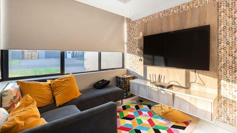 5 Bedroom Property for Sale in Midstream Ridge Gauteng