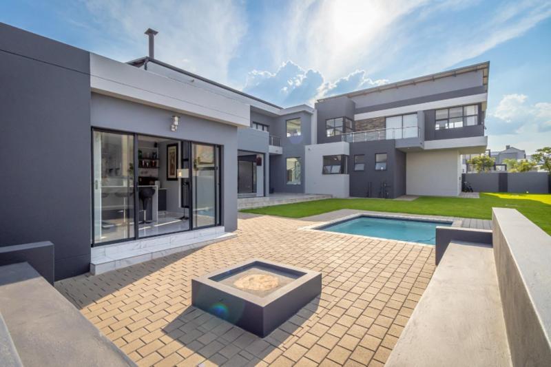 5 Bedroom Property for Sale in Midstream Ridge Gauteng