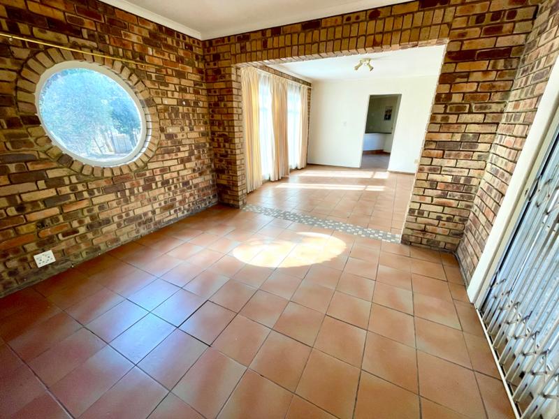 4 Bedroom Property for Sale in Rant En Dal Gauteng