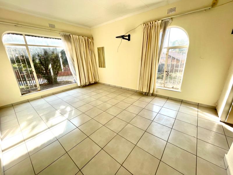 4 Bedroom Property for Sale in Rant En Dal Gauteng
