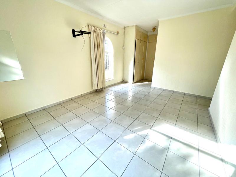 4 Bedroom Property for Sale in Rant En Dal Gauteng