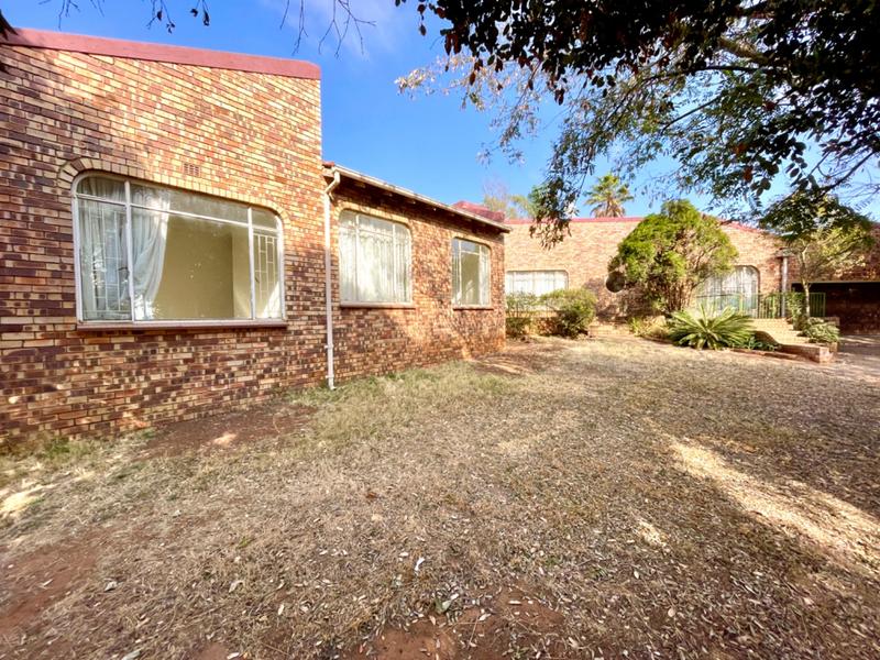 4 Bedroom Property for Sale in Rant En Dal Gauteng