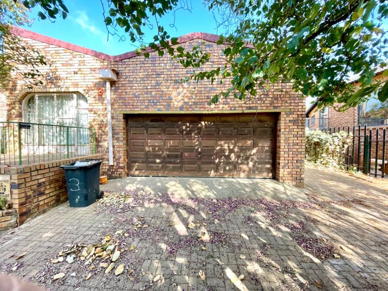 4 Bedroom Property for Sale in Rant En Dal Gauteng