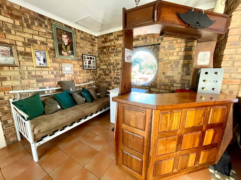 4 Bedroom Property for Sale in Rant En Dal Gauteng