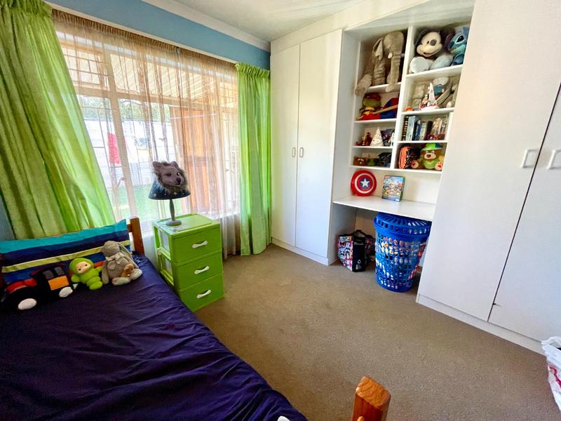 4 Bedroom Property for Sale in Rant En Dal Gauteng