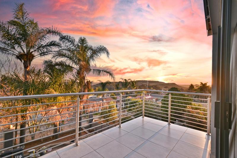 4 Bedroom Property for Sale in Glenvista Gauteng