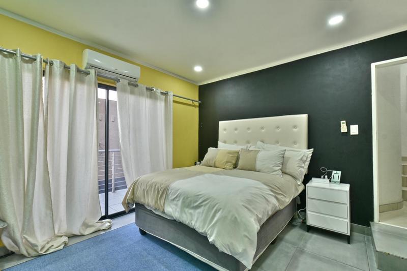 4 Bedroom Property for Sale in Glenvista Gauteng