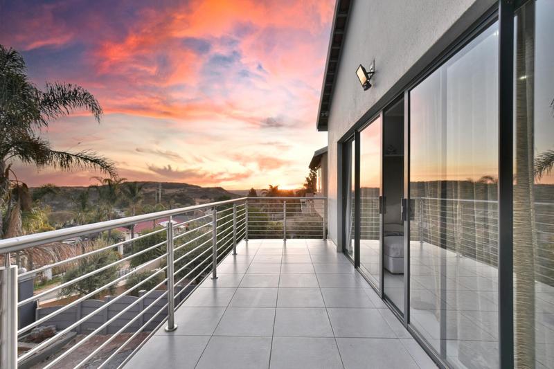 4 Bedroom Property for Sale in Glenvista Gauteng