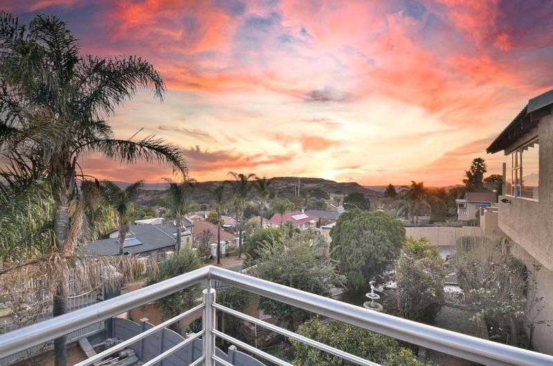 4 Bedroom Property for Sale in Glenvista Gauteng