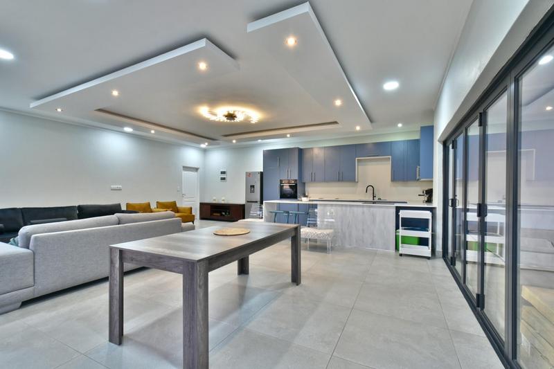 4 Bedroom Property for Sale in Glenvista Gauteng