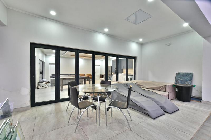 4 Bedroom Property for Sale in Glenvista Gauteng