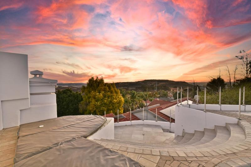 4 Bedroom Property for Sale in Glenvista Gauteng