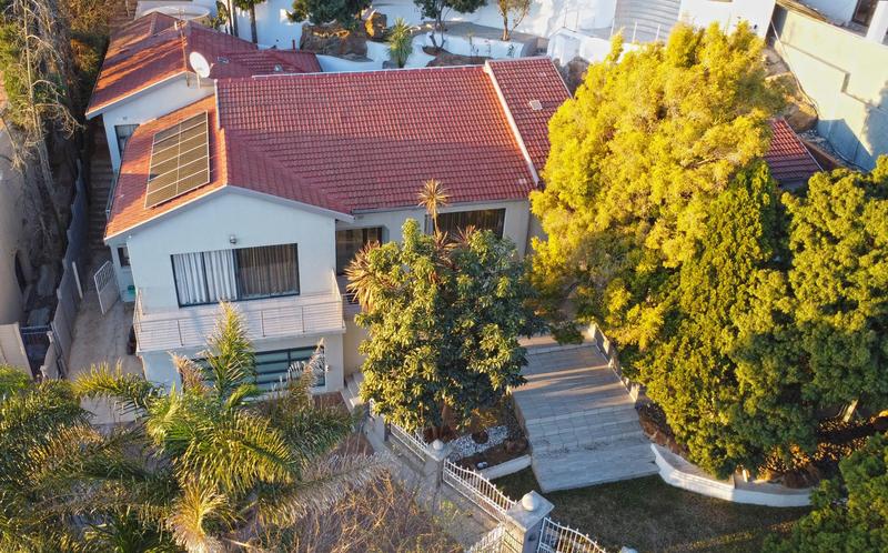 4 Bedroom Property for Sale in Glenvista Gauteng