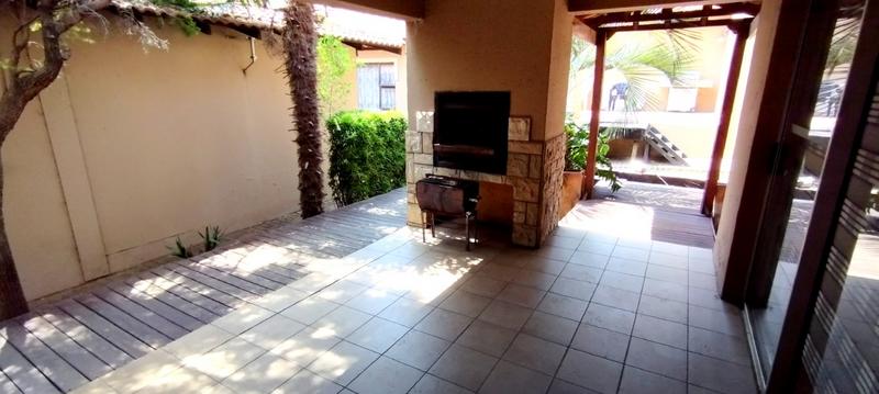 3 Bedroom Property for Sale in Three Rivers Gauteng