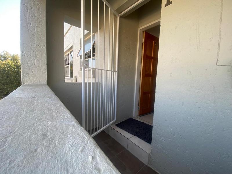 2 Bedroom Property for Sale in Vorna Valley Gauteng