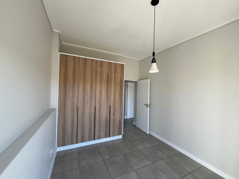 To Let 2 Bedroom Property for Rent in Waterfall Gauteng