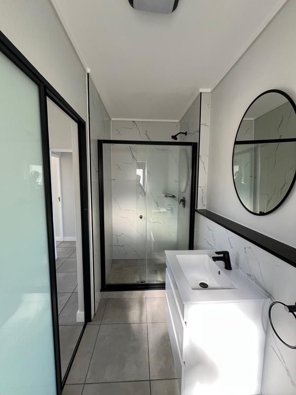 To Let 2 Bedroom Property for Rent in Waterfall Gauteng