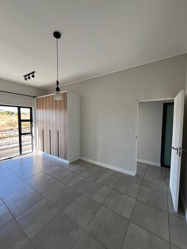 To Let 2 Bedroom Property for Rent in Waterfall Gauteng
