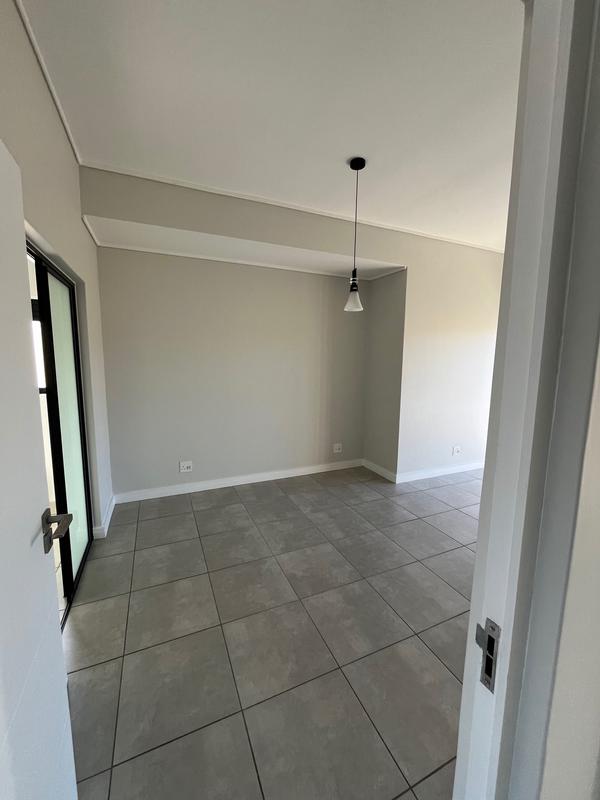 To Let 2 Bedroom Property for Rent in Waterfall Gauteng