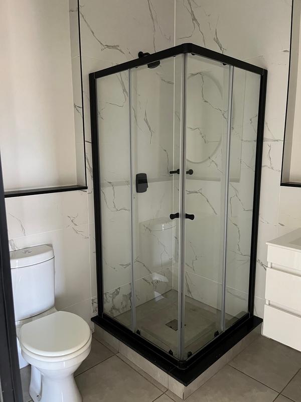 To Let 2 Bedroom Property for Rent in Waterfall Gauteng