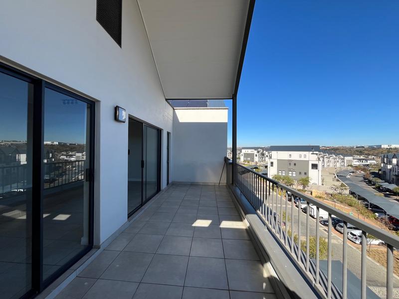 To Let 2 Bedroom Property for Rent in Waterfall Gauteng