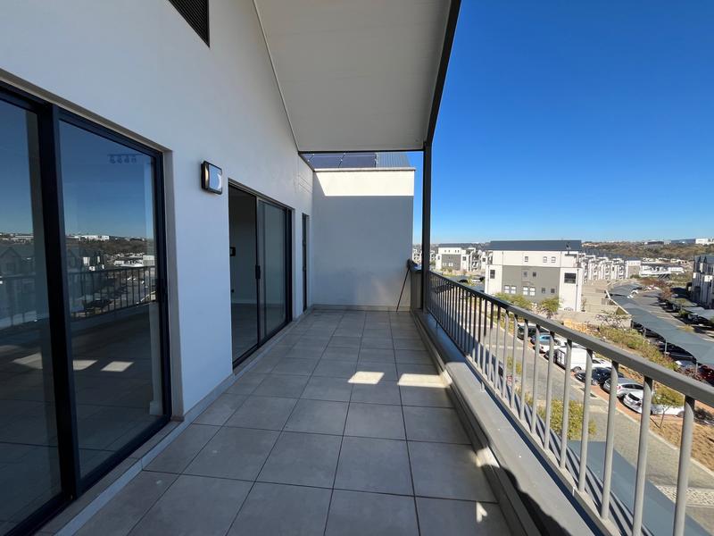 To Let 2 Bedroom Property for Rent in Waterfall Gauteng