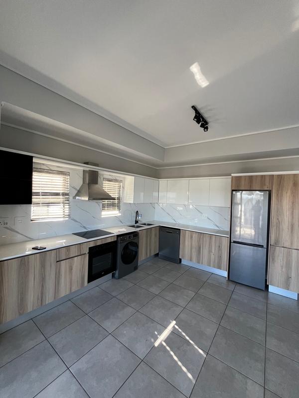 To Let 2 Bedroom Property for Rent in Waterfall Gauteng