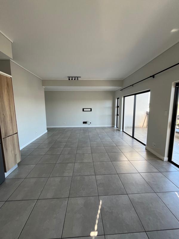 To Let 2 Bedroom Property for Rent in Waterfall Gauteng